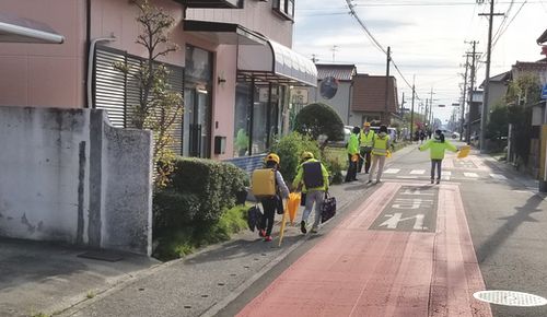 登校